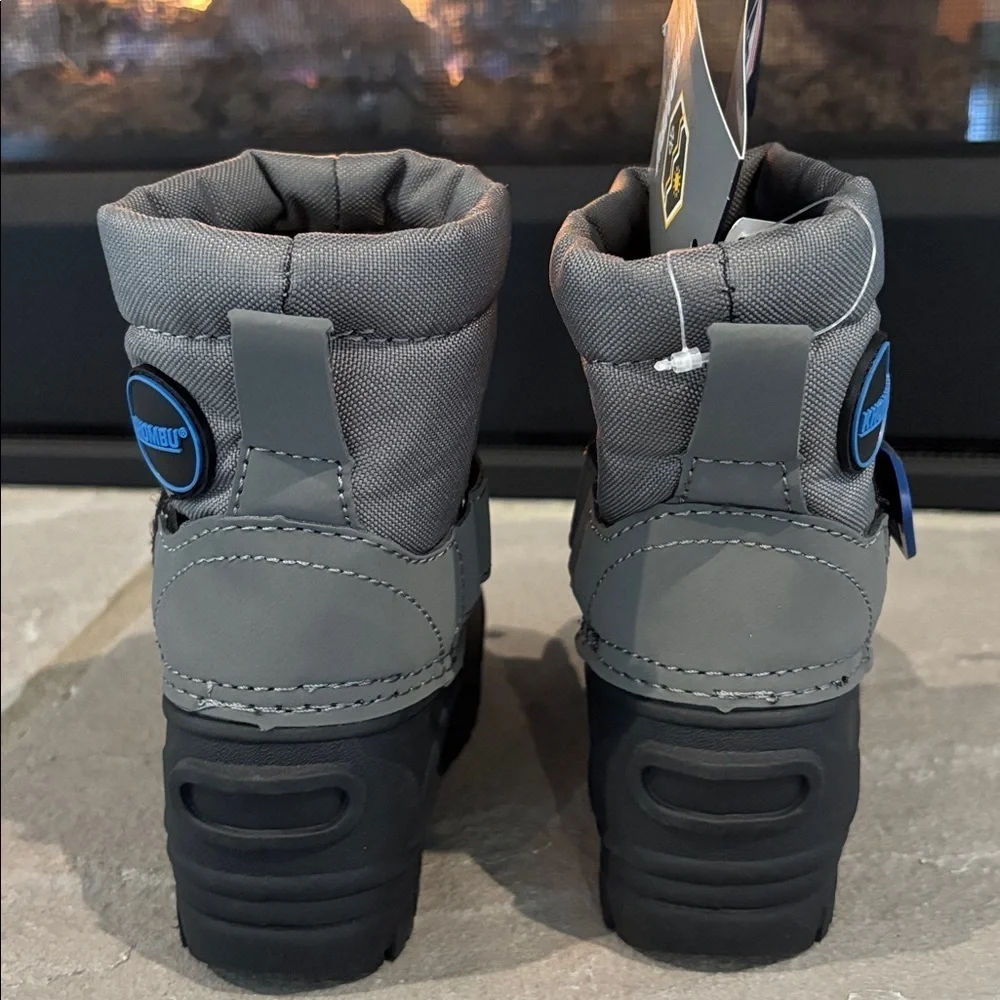 Khombu Bobby Thermalite insulated,waterproof,bungee tie,velcro close,rugged sole